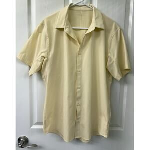Lululemon men’s yellow shirt sleeve button large easy breathable